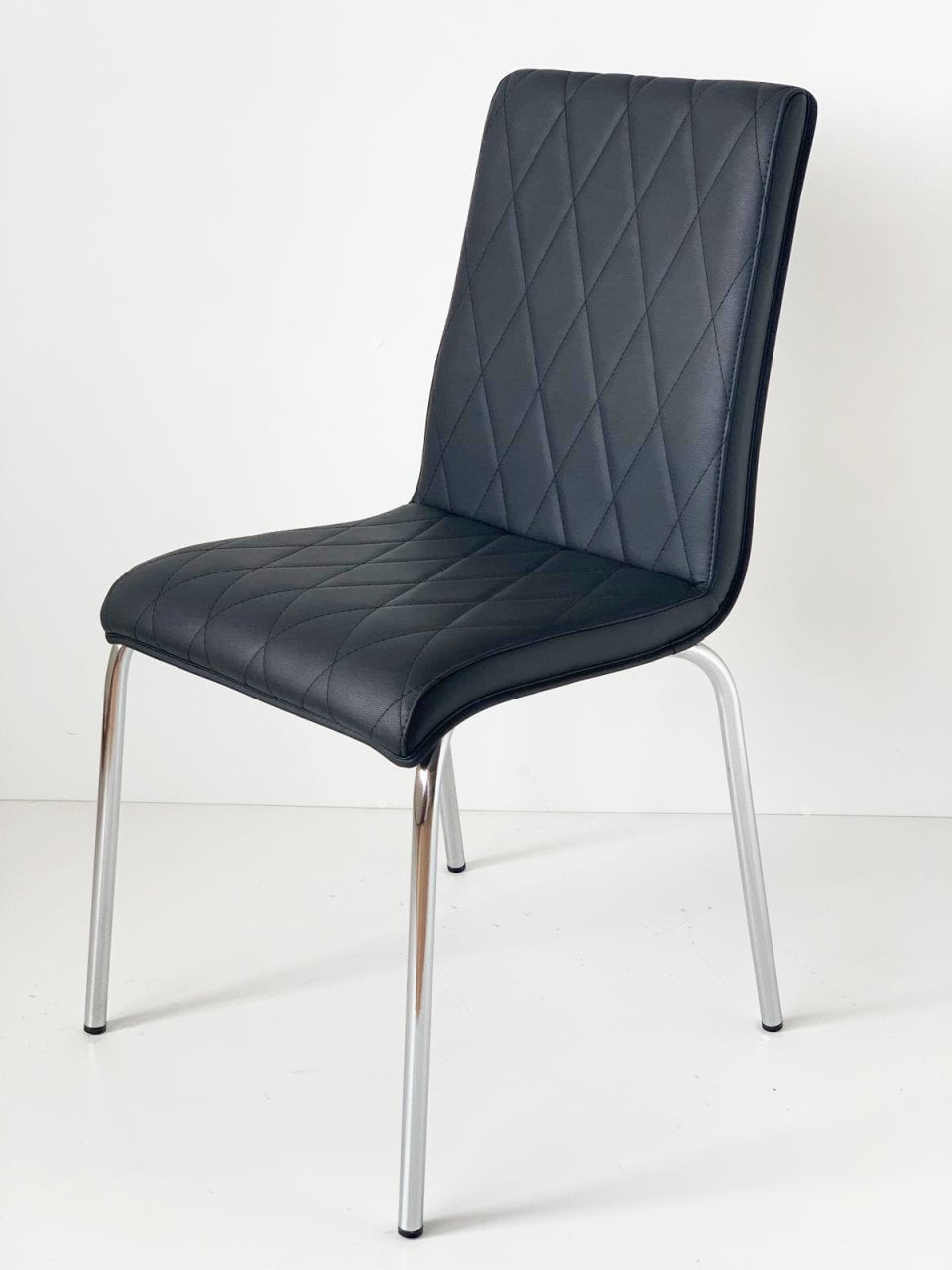 Monoblok Döşemeli Sandalye