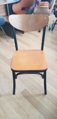 Metal Thonet sandalye
